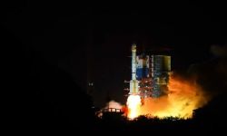 الصين تطلق قمرا صناعيا سريا